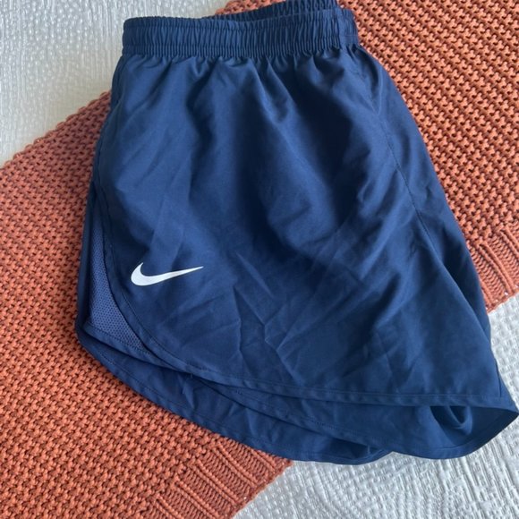 Xavier Nike Running Shorts, Dri-Fit, Woman's Medium - Picture 2 of 5